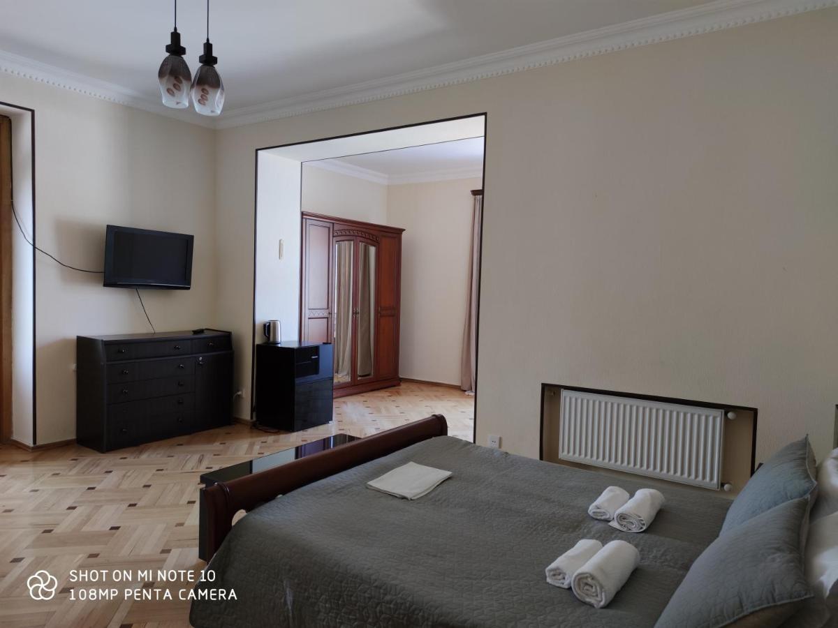 Borjomi Sichi Hotel Luaran gambar