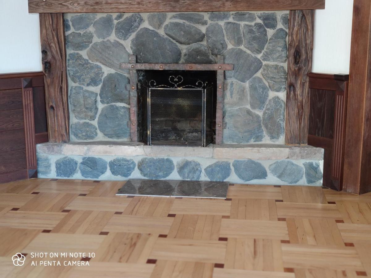 Borjomi Sichi Hotel Luaran gambar