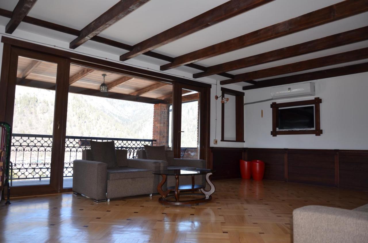Borjomi Sichi Hotel Luaran gambar